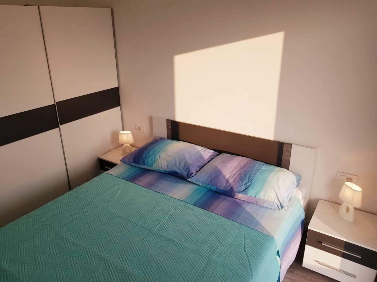 Apartmani Luce I Miho Нін Екстер'єр фото