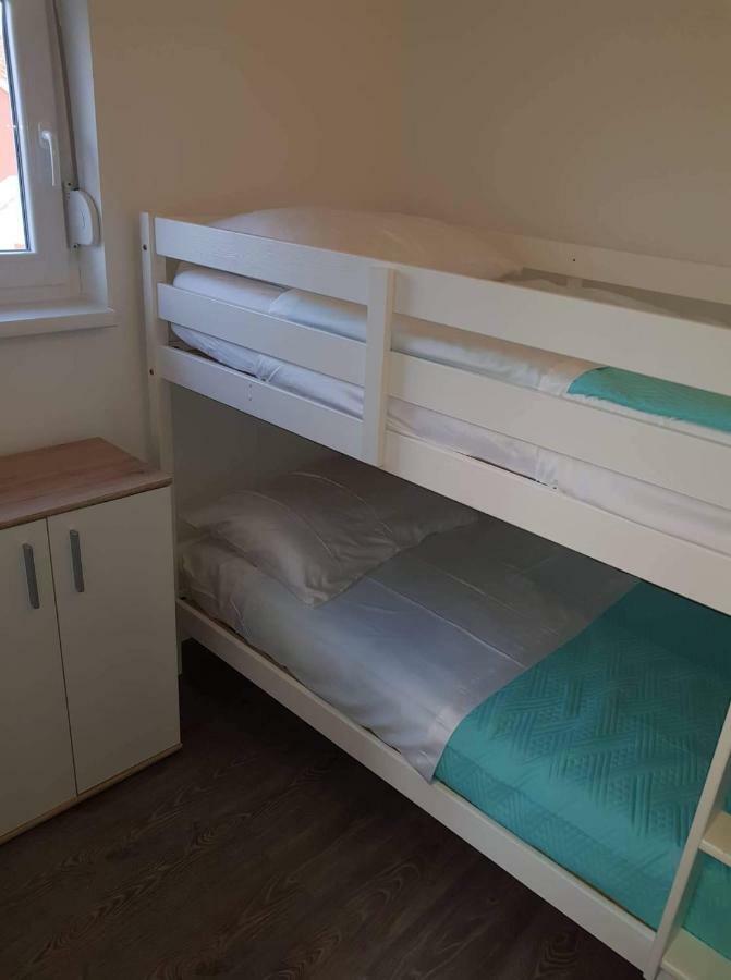 Apartmani Luce I Miho Нін Екстер'єр фото